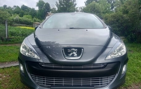 Peugeot 308 II, 2010 год, 695 000 рублей, 2 фотография