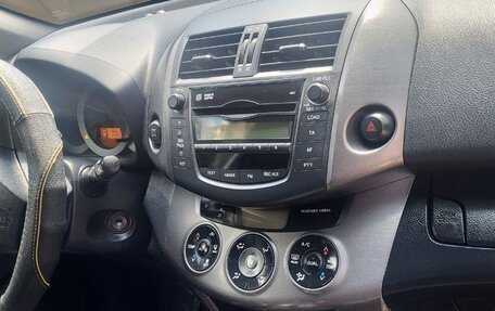 Toyota RAV4, 2011 год, 1 600 000 рублей, 13 фотография