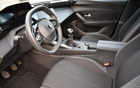Peugeot 308, 2022 год, 2 160 000 рублей, 7 фотография