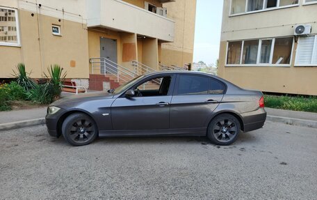 BMW 3 серия, 2005 год, 950 000 рублей, 13 фотография