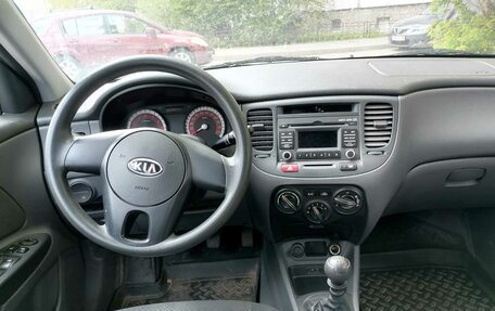 KIA Rio II, 2011 год, 750 000 рублей, 6 фотография