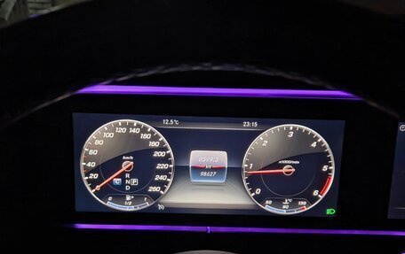 Mercedes-Benz E-Класс, 2019 год, 4 350 000 рублей, 22 фотография
