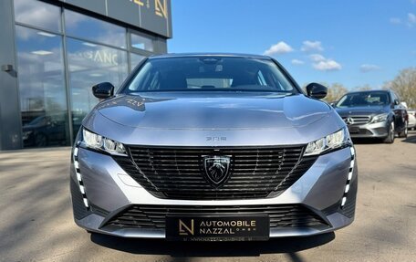 Peugeot 308, 2022 год, 2 060 000 рублей, 3 фотография