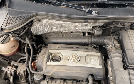 Volkswagen Tiguan I, 2011 год, 950 000 рублей, 10 фотография