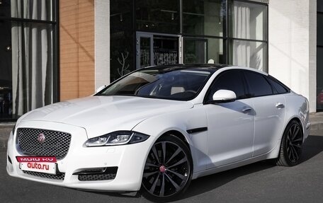 Jaguar XJ IV (X351), 2017 год, 3 500 000 рублей, 3 фотография