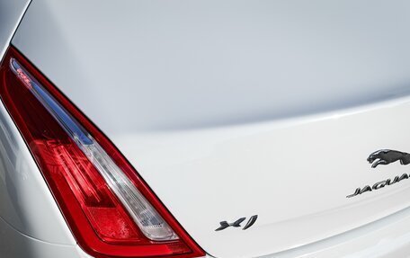 Jaguar XJ IV (X351), 2017 год, 3 500 000 рублей, 6 фотография