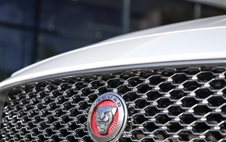 Jaguar XJ IV (X351), 2017 год, 3 500 000 рублей, 9 фотография