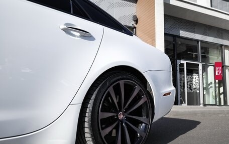 Jaguar XJ IV (X351), 2017 год, 3 500 000 рублей, 10 фотография