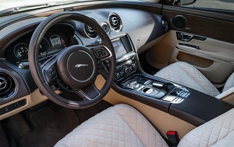 Jaguar XJ IV (X351), 2017 год, 3 500 000 рублей, 26 фотография