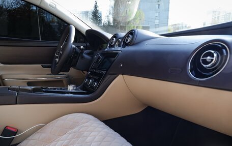 Jaguar XJ IV (X351), 2017 год, 3 500 000 рублей, 36 фотография