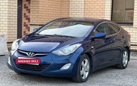 Hyundai Elantra V, 2011 год, 950 000 рублей, 2 фотография