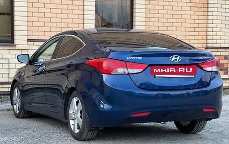 Hyundai Elantra V, 2011 год, 950 000 рублей, 4 фотография