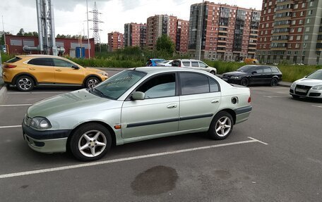 Toyota Avensis III рестайлинг, 1998 год, 280 000 рублей, 2 фотография