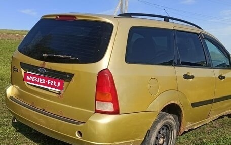 Ford Focus IV, 2001 год, 120 000 рублей, 2 фотография