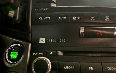 Toyota Land Cruiser 200, 2010 год, 2 799 999 рублей, 8 фотография
