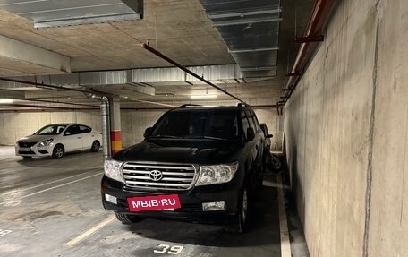 Toyota Land Cruiser 200, 2010 год, 2 799 999 рублей, 2 фотография