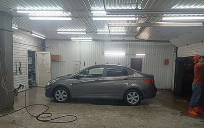 Hyundai Solaris II рестайлинг, 2014 год, 649 999 рублей, 1 фотография