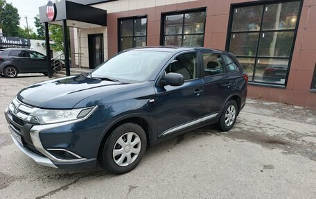 Mitsubishi Outlander III рестайлинг 3, 2016 год, 1 520 000 рублей, 6 фотография