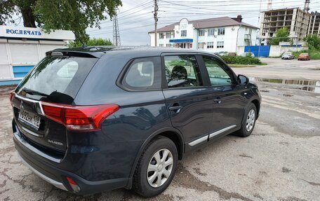 Mitsubishi Outlander III рестайлинг 3, 2016 год, 1 520 000 рублей, 9 фотография