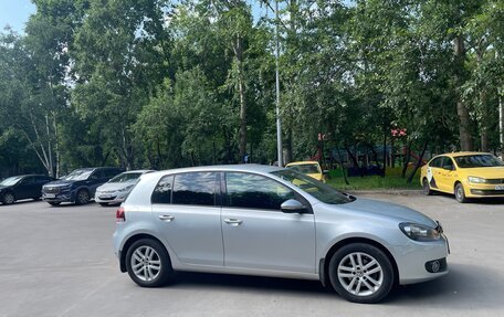 Volkswagen Golf VI, 2012 год, 950 000 рублей, 2 фотография