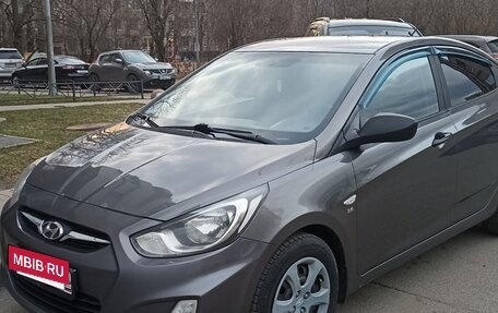 Hyundai Solaris II рестайлинг, 2014 год, 649 999 рублей, 5 фотография