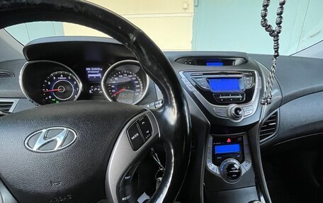 Hyundai Elantra V, 2013 год, 1 230 000 рублей, 16 фотография