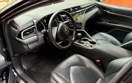 Toyota Camry, 2020 год, 3 200 000 рублей, 5 фотография