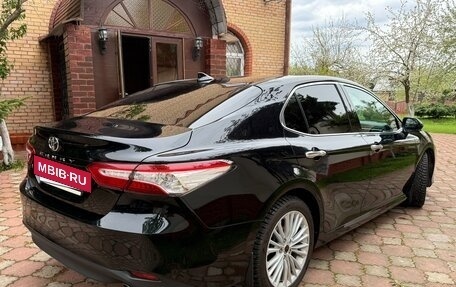 Toyota Camry, 2020 год, 3 200 000 рублей, 3 фотография