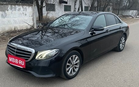 Mercedes-Benz E-Класс, 2018 год, 2 440 000 рублей, 3 фотография