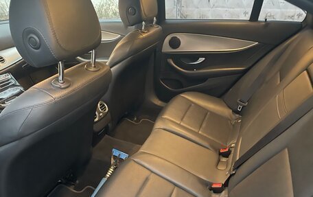 Mercedes-Benz E-Класс, 2018 год, 2 440 000 рублей, 11 фотография