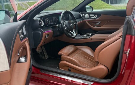 Mercedes-Benz E-Класс, 2019 год, 4 690 000 рублей, 8 фотография