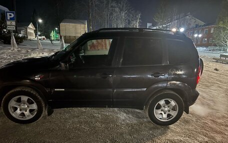 Chevrolet Niva I рестайлинг, 2012 год, 370 000 рублей, 5 фотография