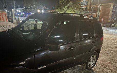 Chevrolet Niva I рестайлинг, 2012 год, 370 000 рублей, 3 фотография