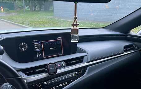 Lexus ES VII, 2021 год, 3 599 000 рублей, 13 фотография