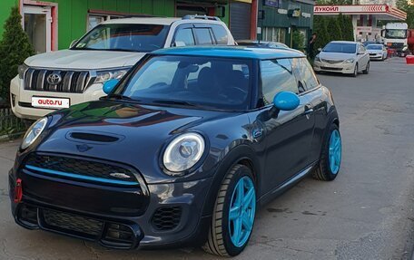 MINI Hatch, 2017 год, 2 550 000 рублей, 7 фотография
