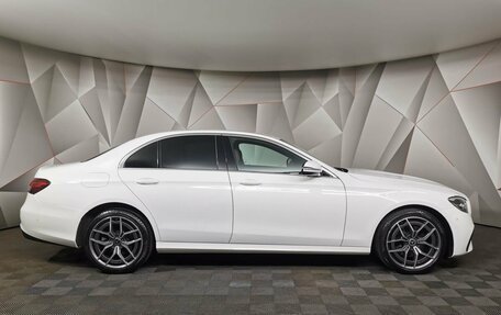 Mercedes-Benz E-Класс, 2021 год, 4 299 000 рублей, 14 фотография