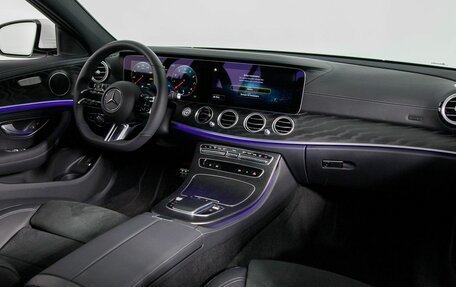 Mercedes-Benz E-Класс, 2021 год, 4 299 000 рублей, 33 фотография