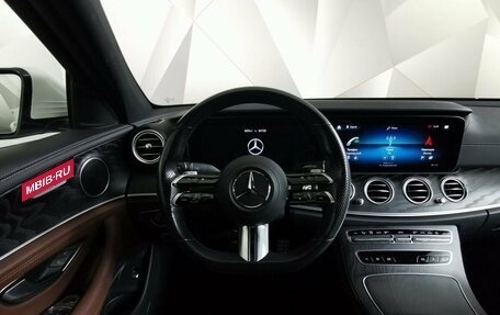 Mercedes-Benz E-Класс, 2021 год, 4 299 000 рублей, 31 фотография