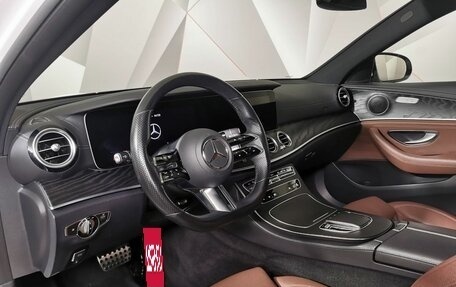 Mercedes-Benz E-Класс, 2021 год, 4 299 000 рублей, 30 фотография