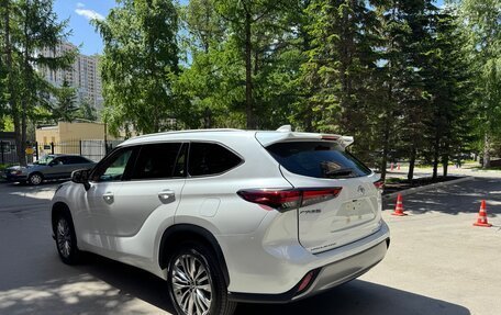 Toyota Highlander, 2025 год, 4 950 000 рублей, 3 фотография
