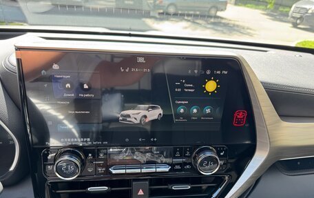 Toyota Highlander, 2025 год, 4 950 000 рублей, 20 фотография