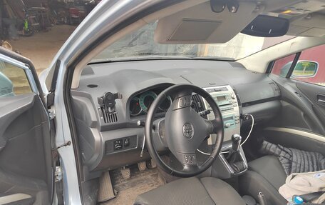 Toyota Corolla Verso I, 2006 год, 750 000 рублей, 5 фотография
