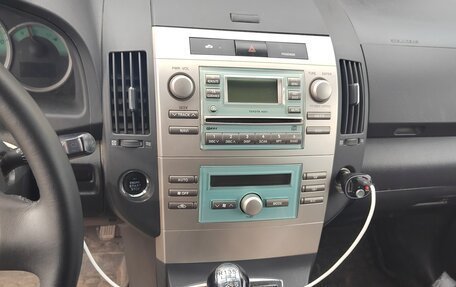 Toyota Corolla Verso I, 2006 год, 750 000 рублей, 10 фотография