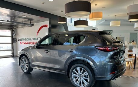 Mazda CX-5 II, 2024 год, 5 290 000 рублей, 3 фотография