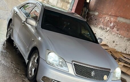 Toyota Crown, 2004 год, 900 000 рублей, 3 фотография
