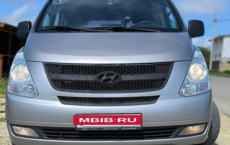 Hyundai Grand Starex Grand Starex I рестайлинг 2, 2011 год, 1 400 000 рублей, 6 фотография