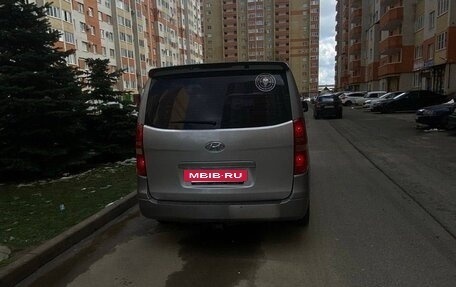 Hyundai Grand Starex Grand Starex I рестайлинг 2, 2011 год, 1 400 000 рублей, 4 фотография