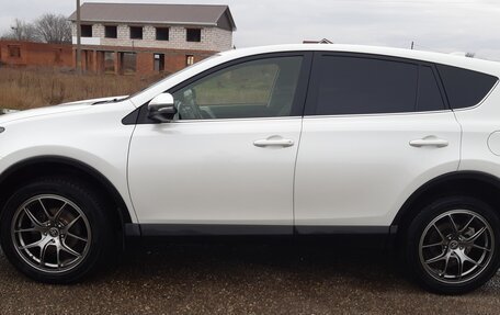 Toyota RAV4, 2016 год, 2 350 000 рублей, 5 фотография