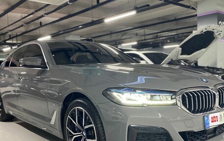 BMW 5 серия, 2021 год, 3 500 000 рублей, 2 фотография