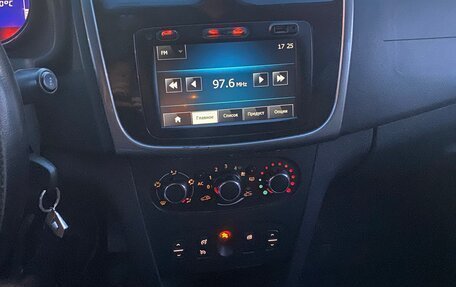 Renault Logan II, 2014 год, 385 000 рублей, 5 фотография
